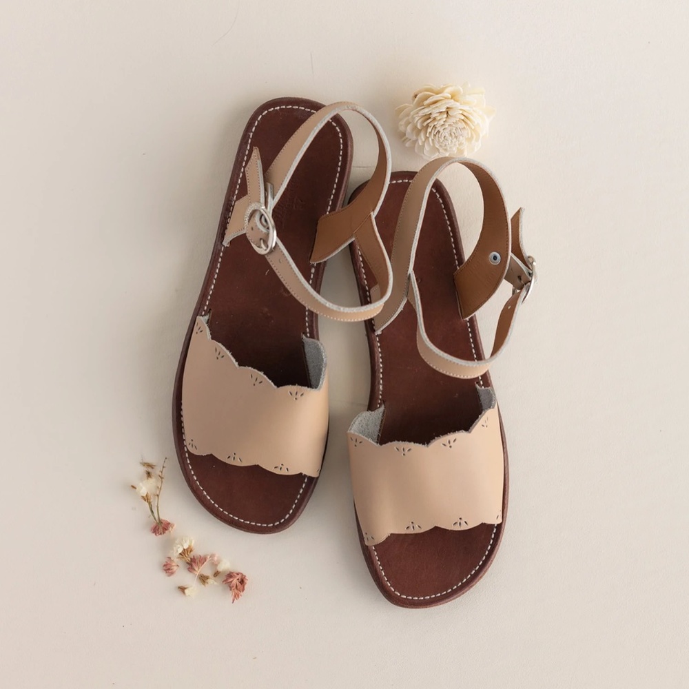 Adelisa & Co Sandals sz 41 (US 10)